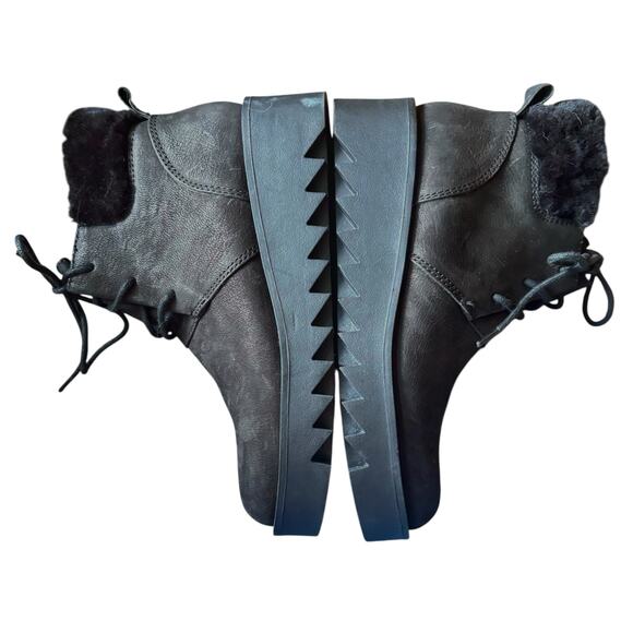 Eileen Fisher Kenille Black suede Genuine Shearling Trim Wedge Bootie size 5 - Picture 12 of 14